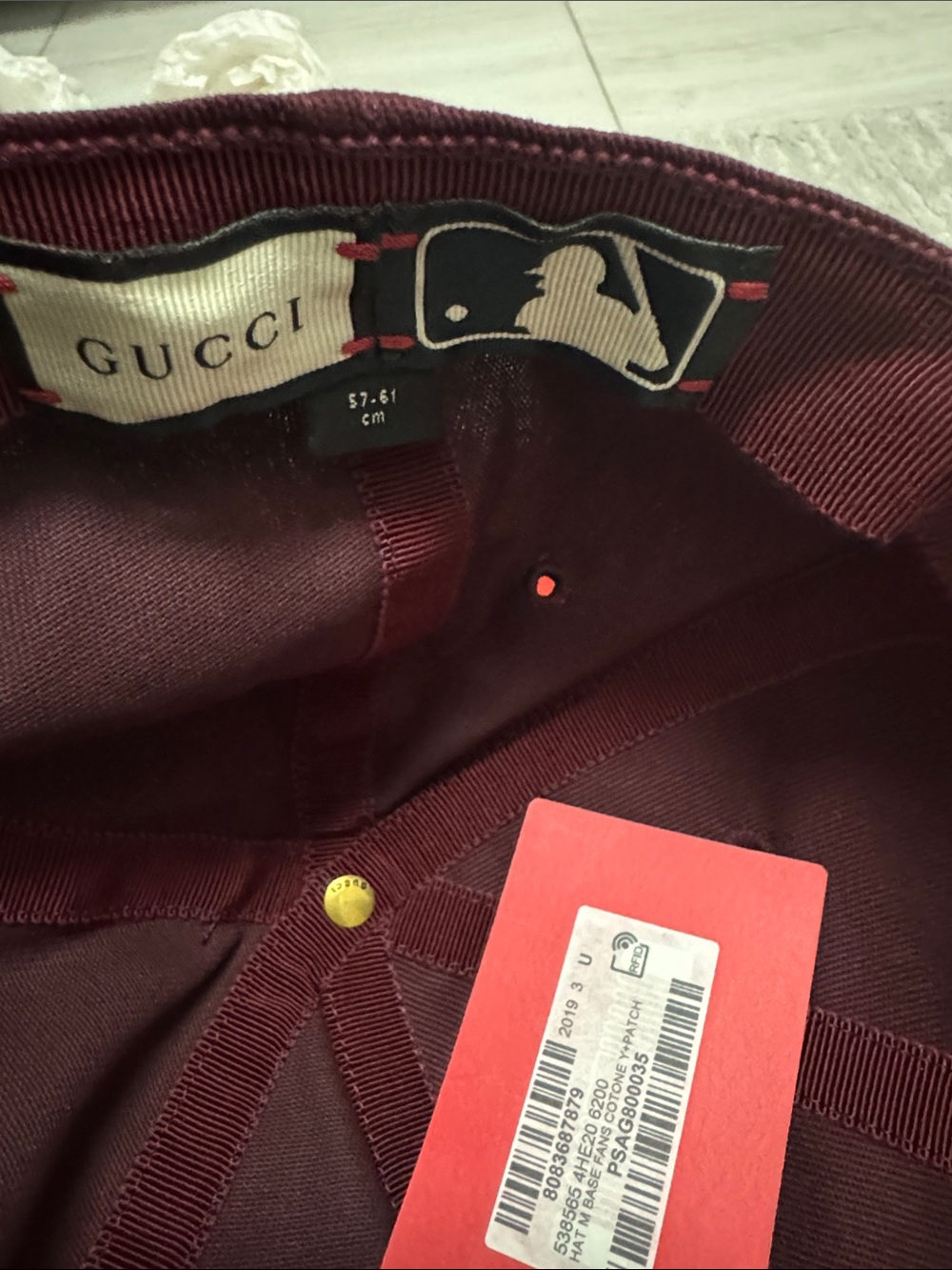 Gucci Maroon Baseball Cap with White NY and Bee Patch - Picture 2 of 4